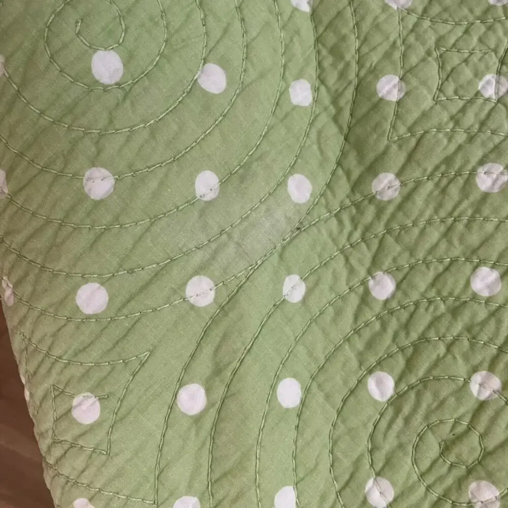Mint Green Polka Dot Full Size Quilt Coverlet Spiral Stitching